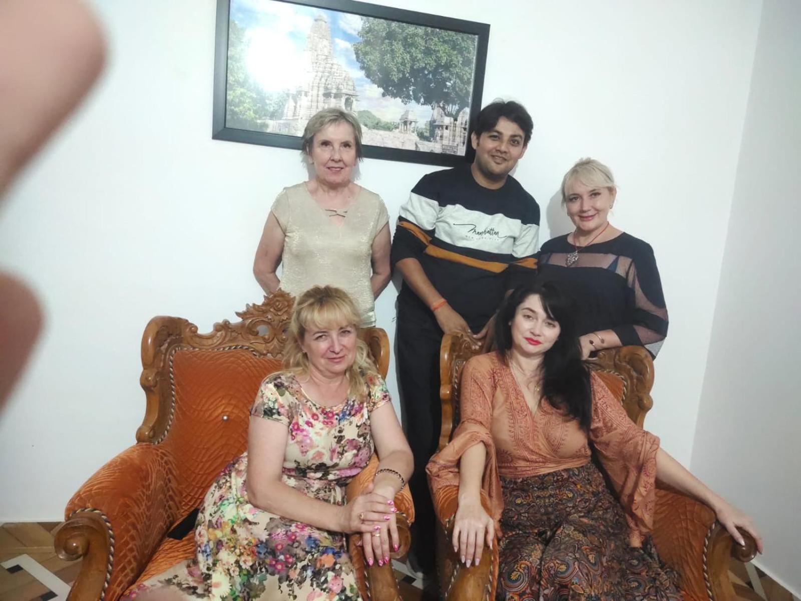 Khajuraho Glory Homestay Екстериор снимка