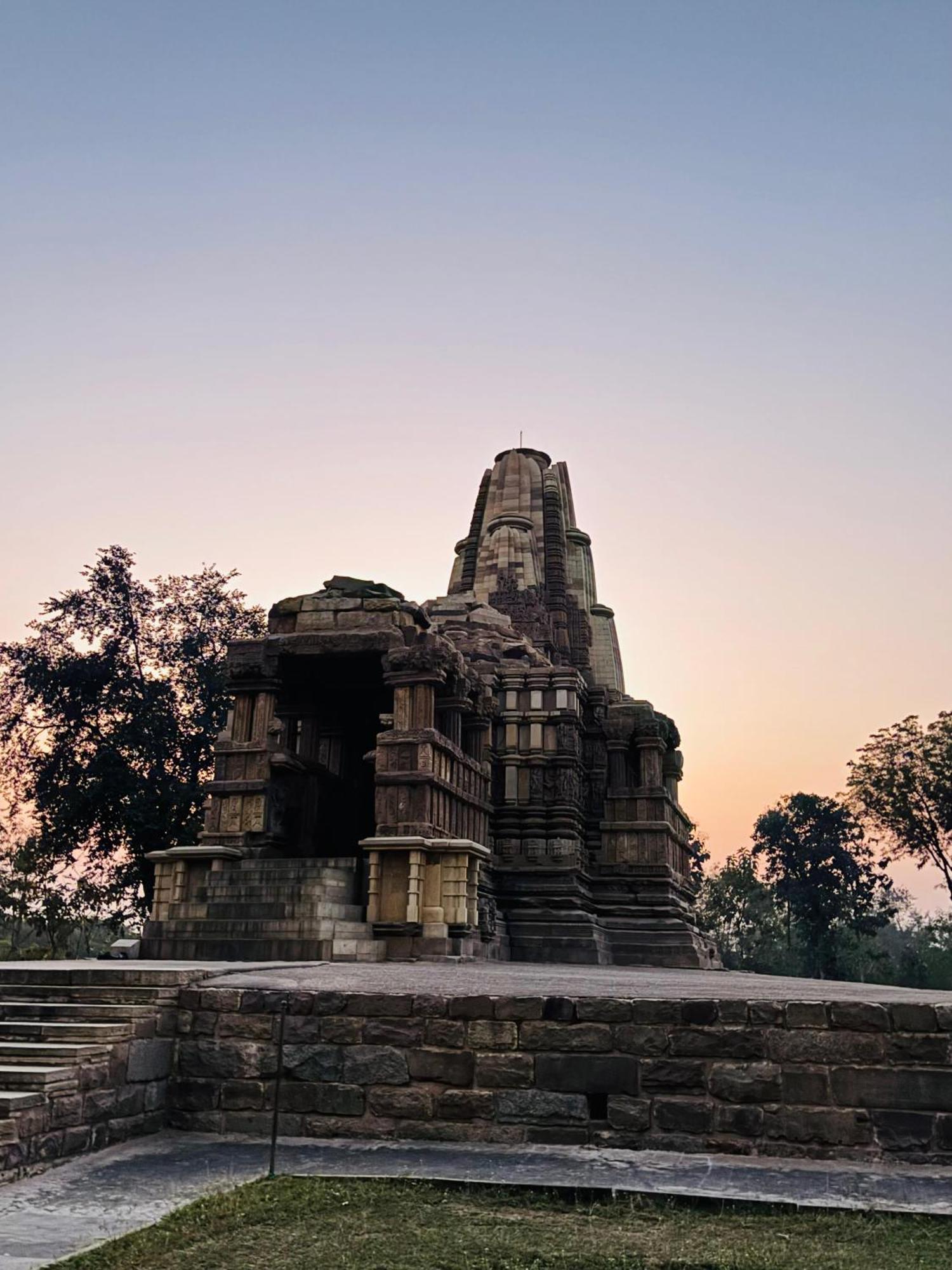 Khajuraho Glory Homestay Екстериор снимка