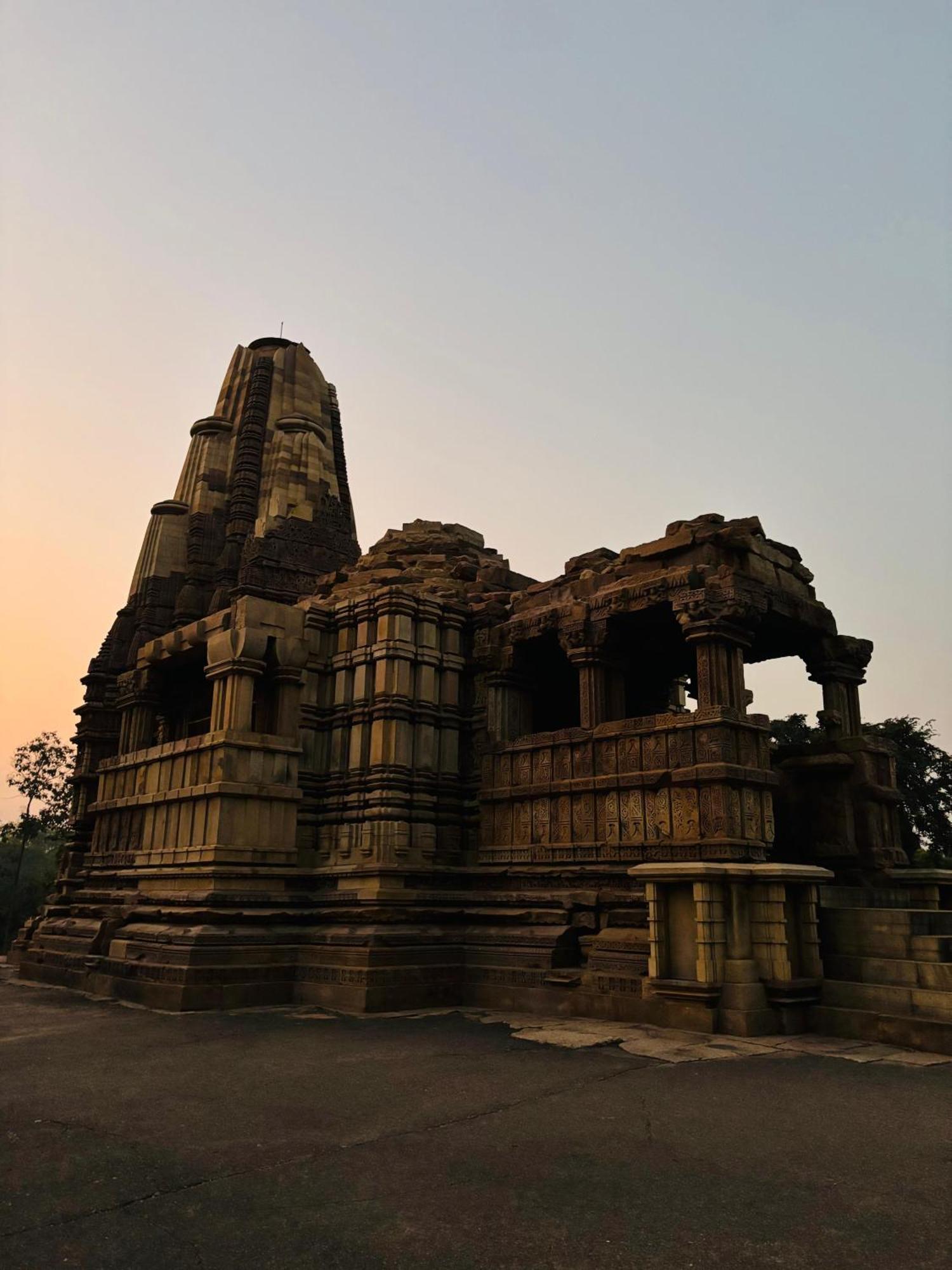 Khajuraho Glory Homestay Екстериор снимка