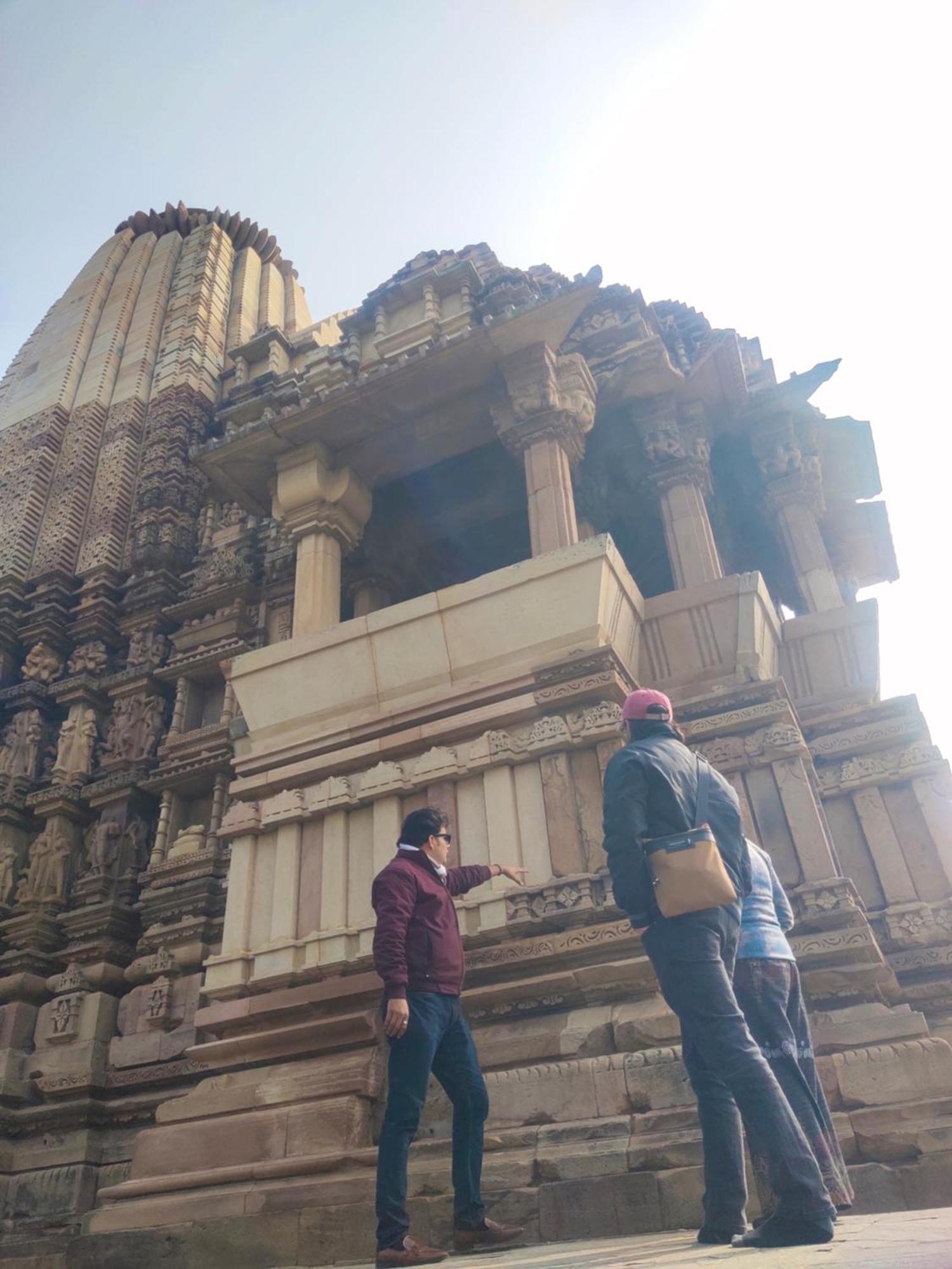 Khajuraho Glory Homestay Екстериор снимка