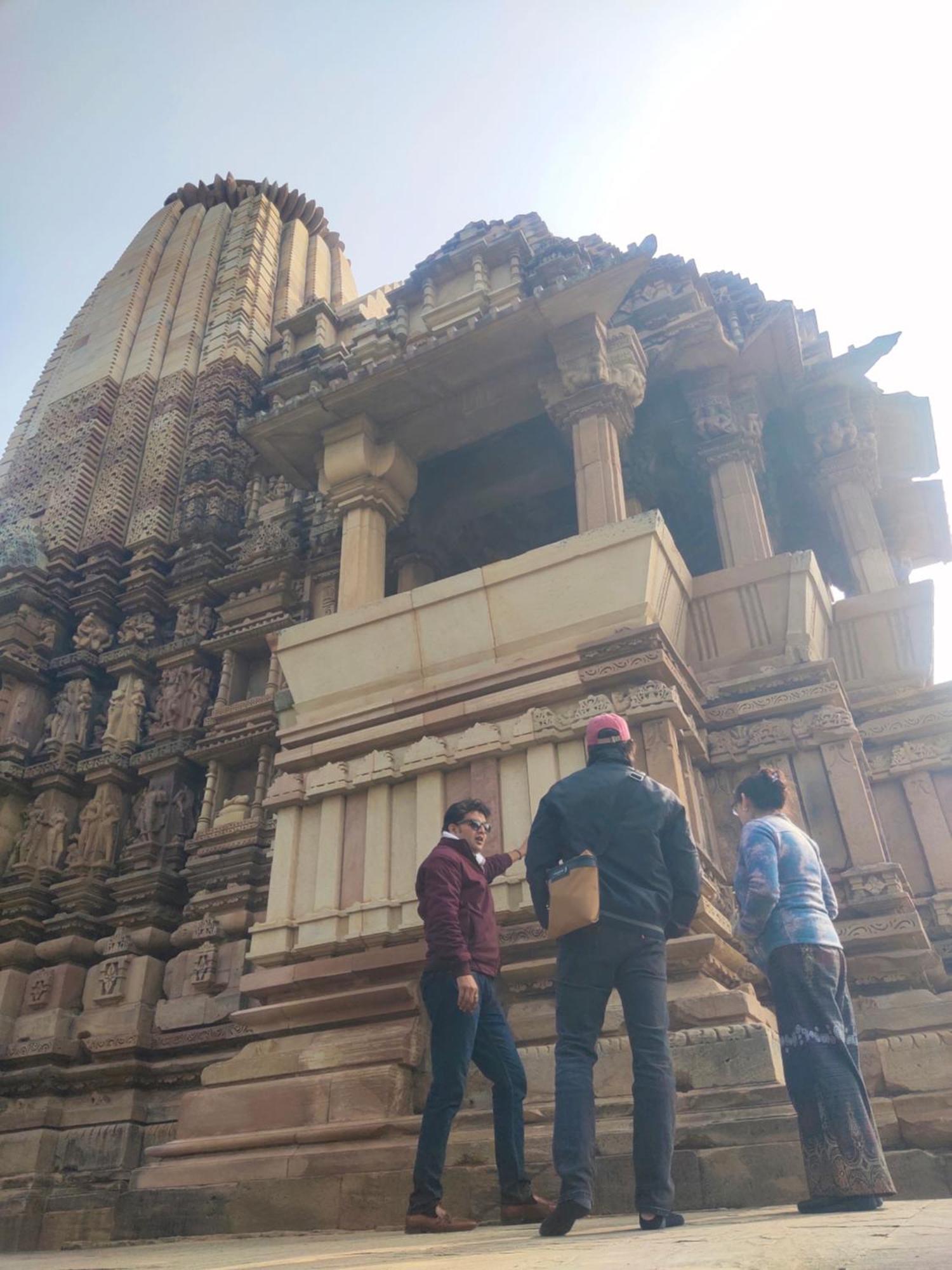 Khajuraho Glory Homestay Екстериор снимка